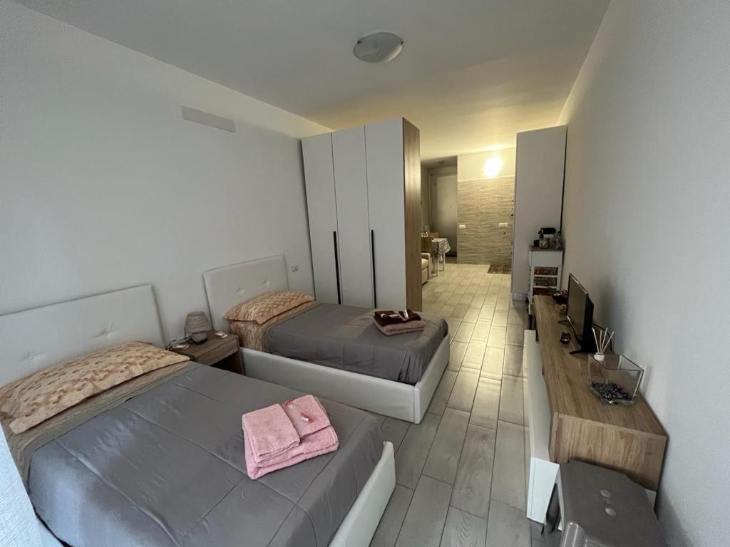 Einaudi Apartment Cologno Monzese Exterior foto